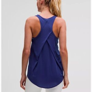 Essential tank top pleated